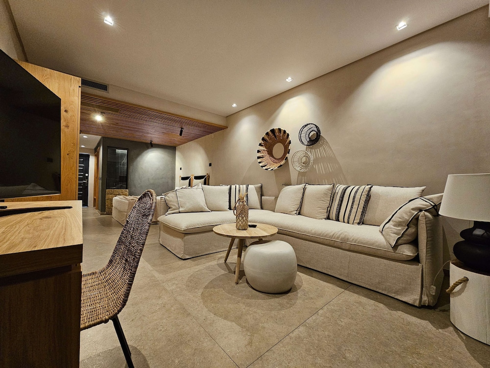 Deluxe Room (Smart Room) - Photo 19