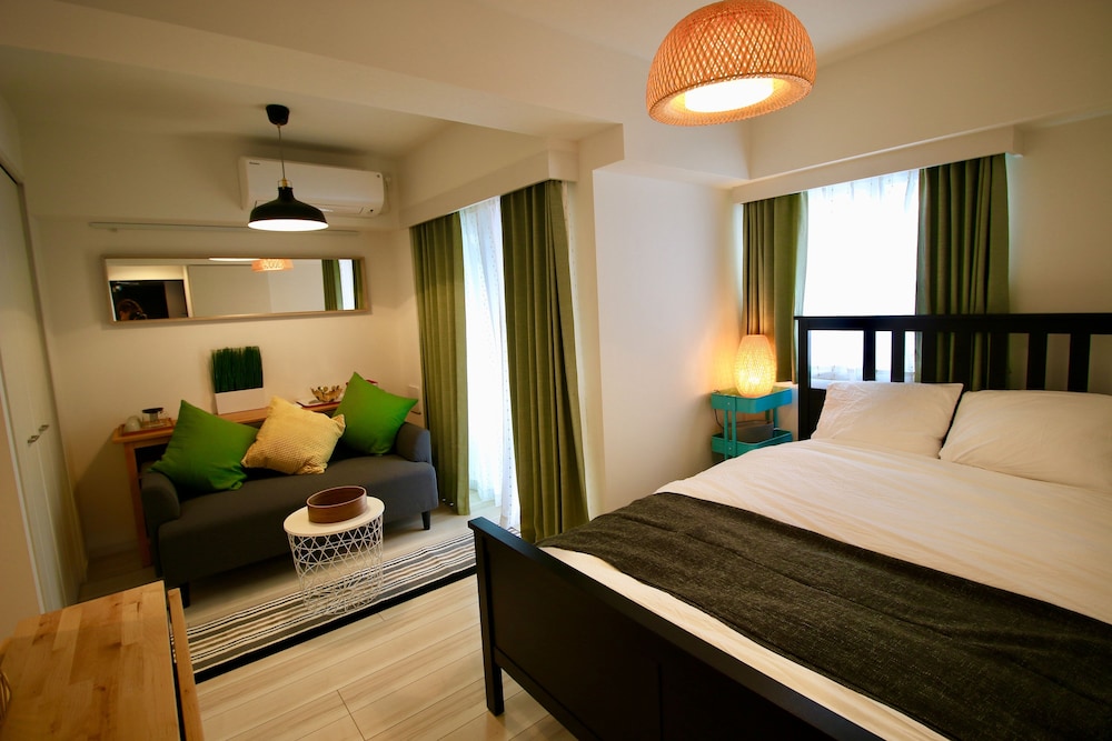 Apartment 802 photo 2
