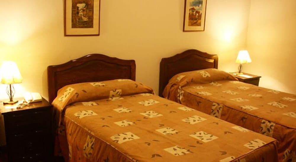 Standard Triple Room photo 2