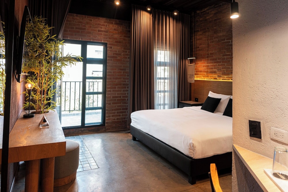 Executive Room, Balcony - Photo 4
