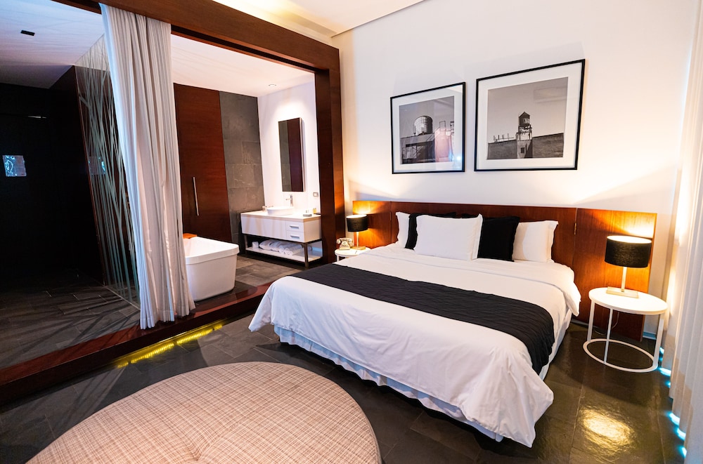 Business Room photo 1