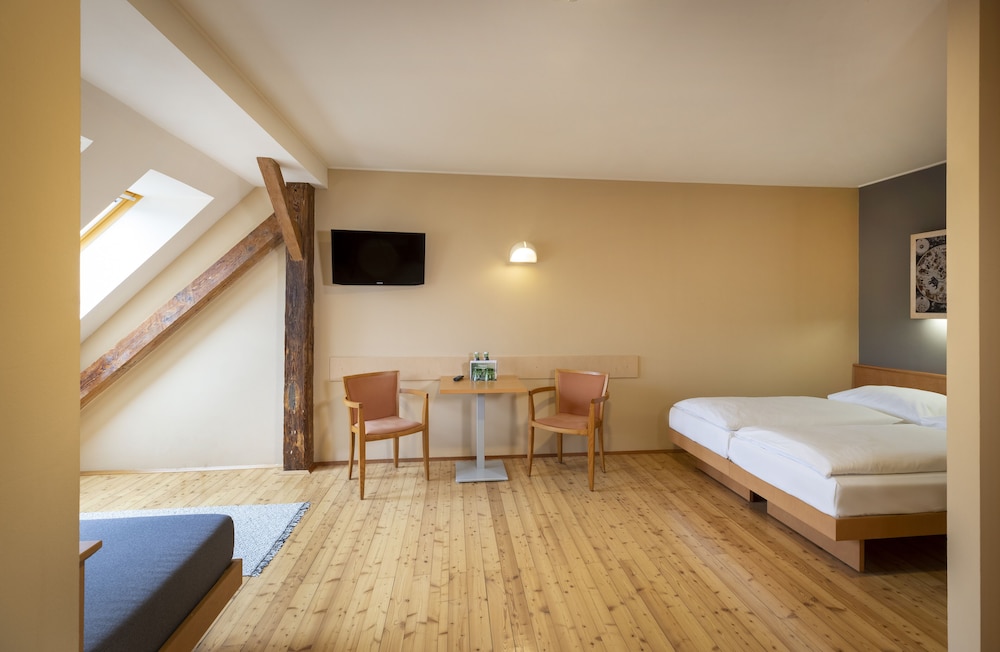 Triple Room photo 2