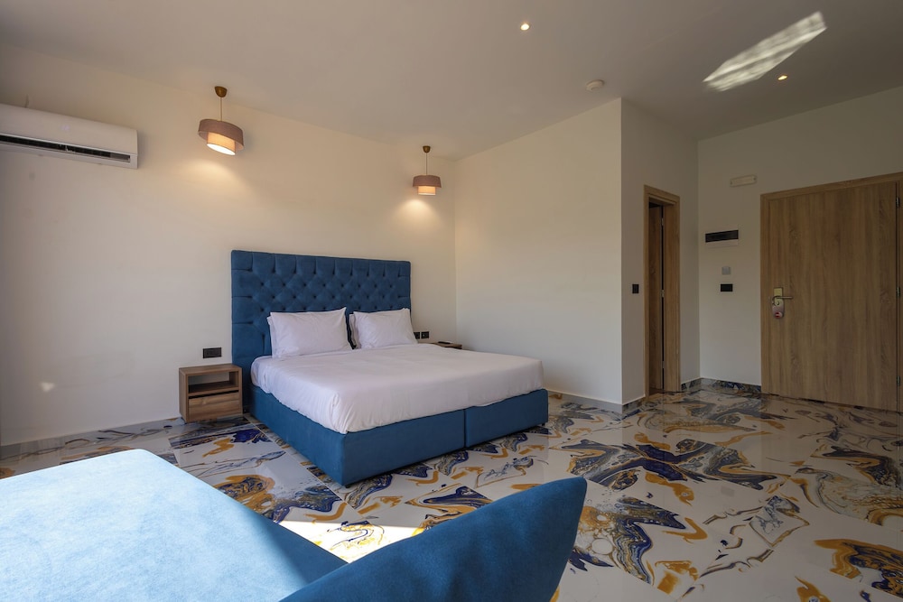 Junior Suite Garden View