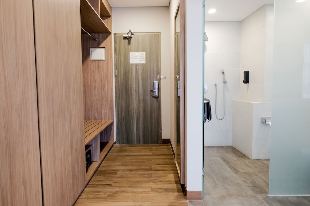 Standard Suite - Photo 10