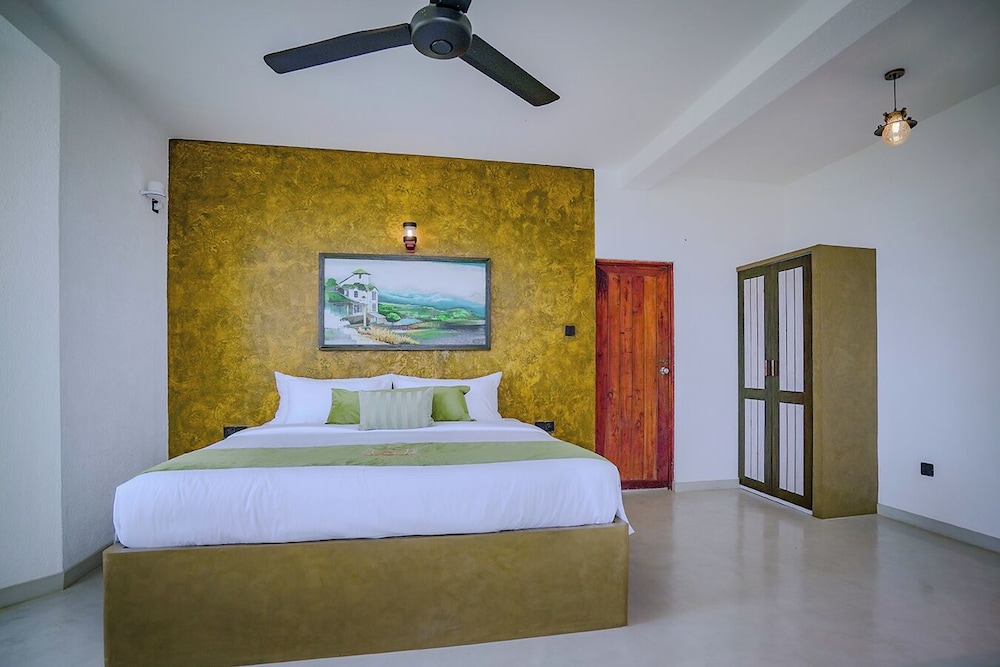 Deluxe Triple Room photo 3