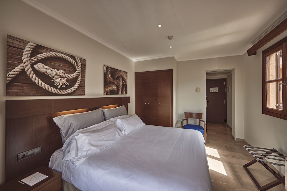 Comfort double room, balcony, sea view Spa access not included - Photo 3