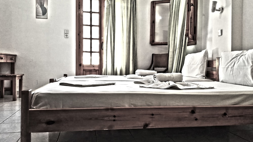 Standard Room - Photo 2