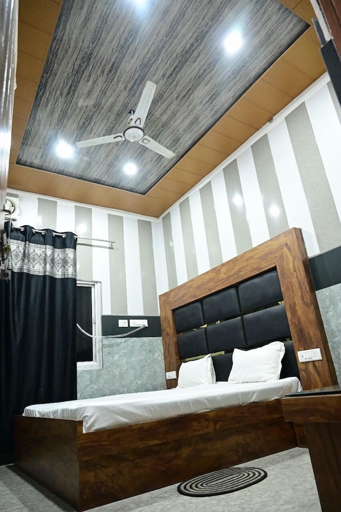 Luxury Room