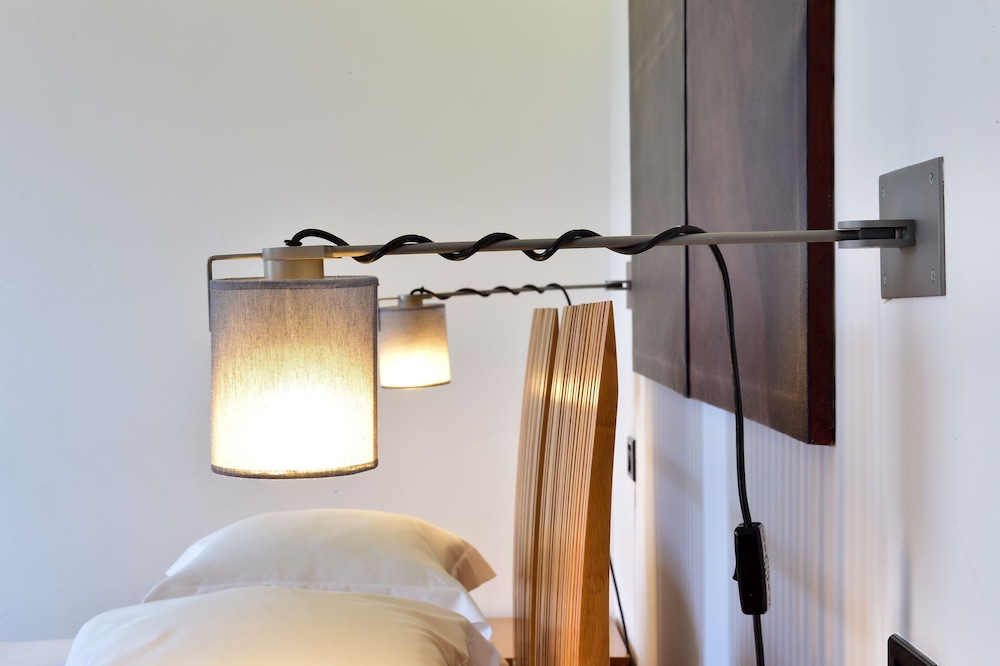 Junior Suite (Triple) - Photo 3