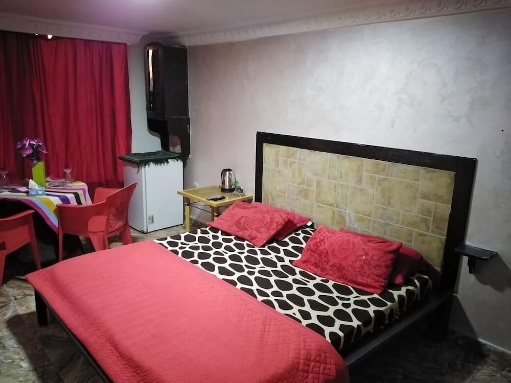 Apartment, 2 Bedrooms, Sea View photo 3