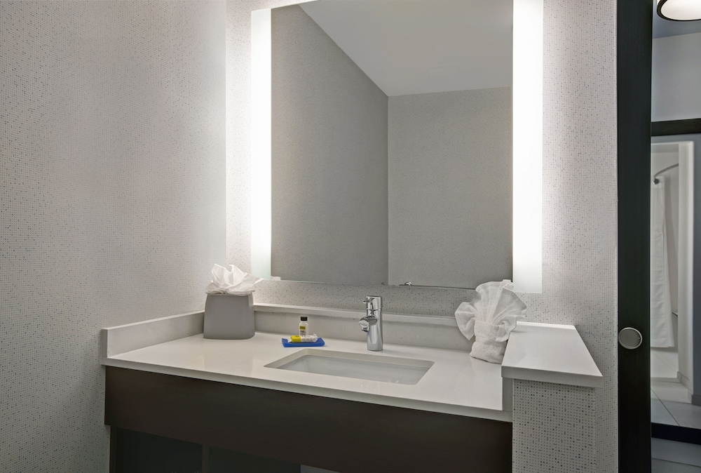 Holiday Inn Express & Suites - Milwaukee - Brookfield by IHG, Foto 9