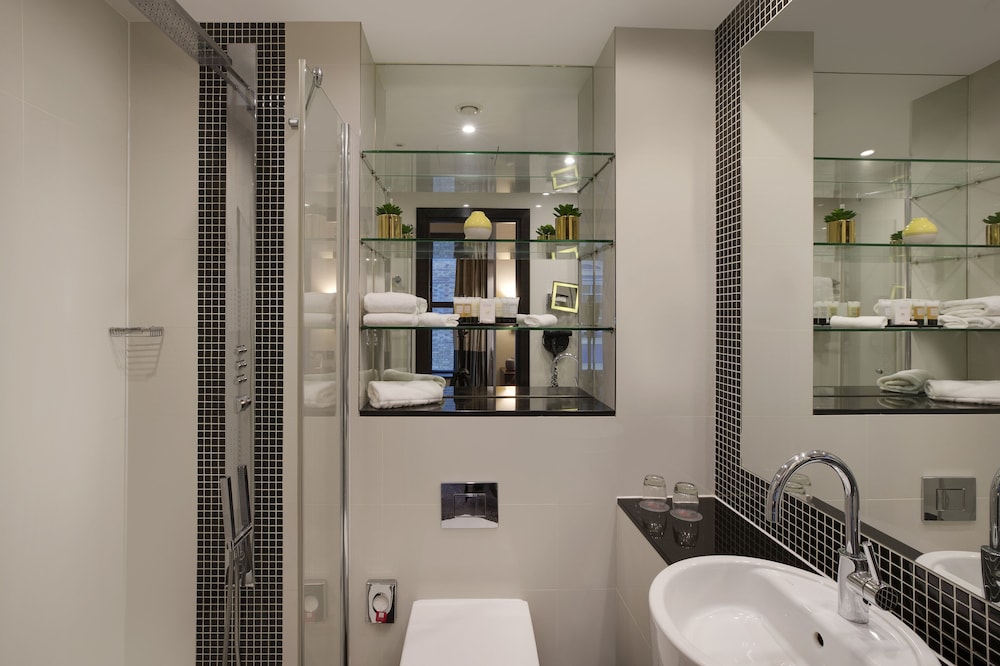 Executive Room with King Bed