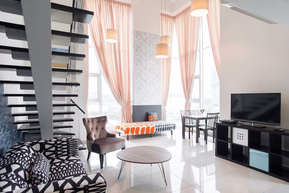 1 Bedroom Premium Duplex - 5 Pax