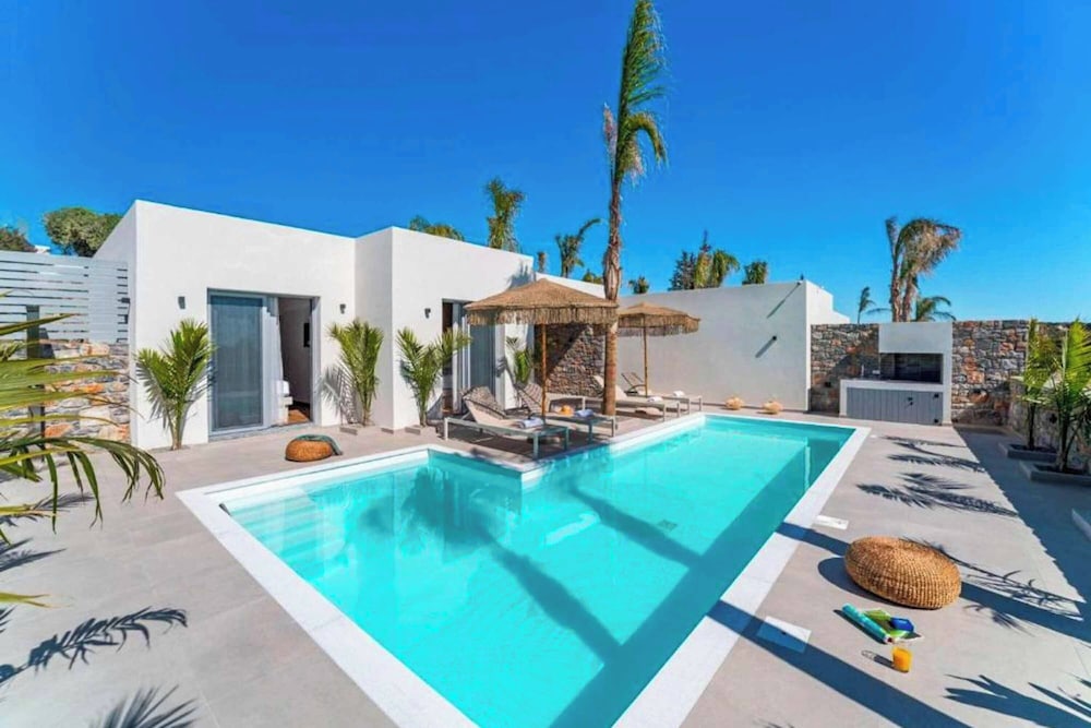 Villa (2 Bedrooms)
