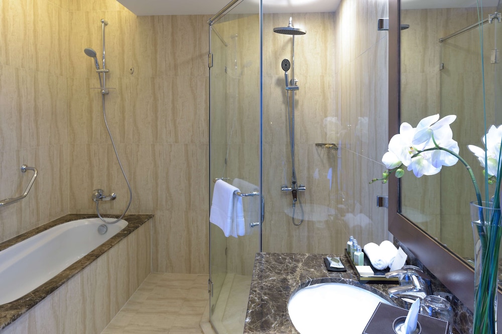 Studio Sea View - Complimentary Transfer to Mall of the Emirates, Metro Station & Jumeirah Beach photo 3