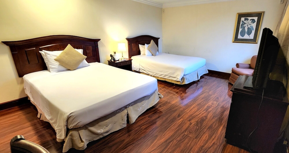 Junior Suite 2 Double Beds - Photo 5