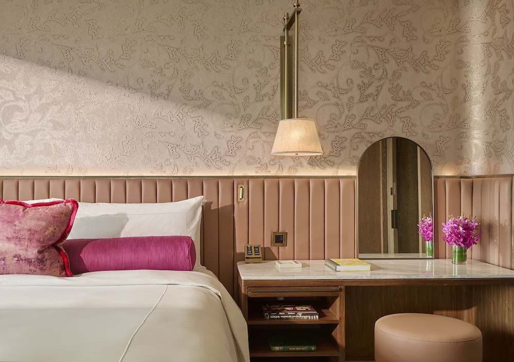 Suite, 2 Twin Beds, Balcony (Marina Bay)