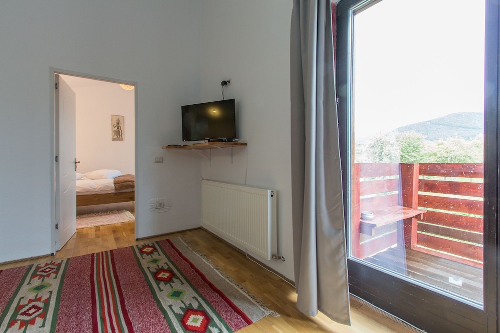 Suite, Mountain View photo 2