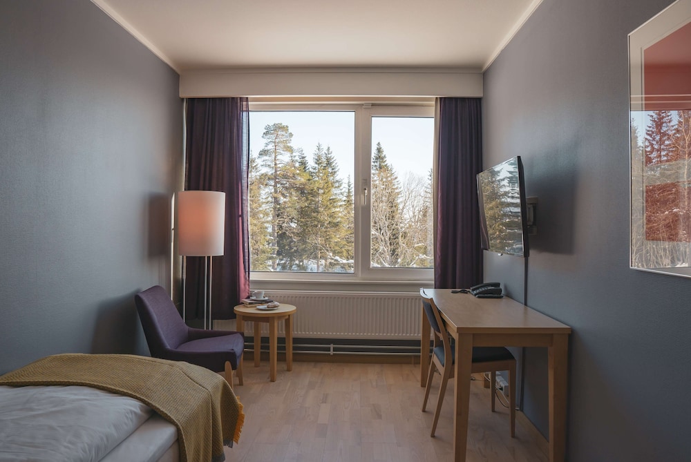 Standard Room, 1 Twin Bed, Non Smoking - Photo 2