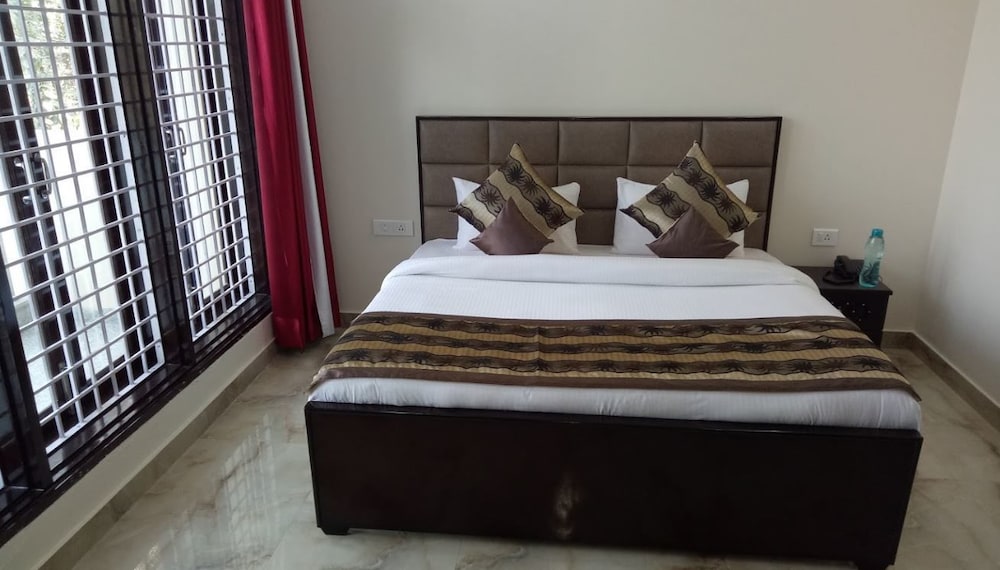 Superior Room, Non Smoking, Garden View photo 3