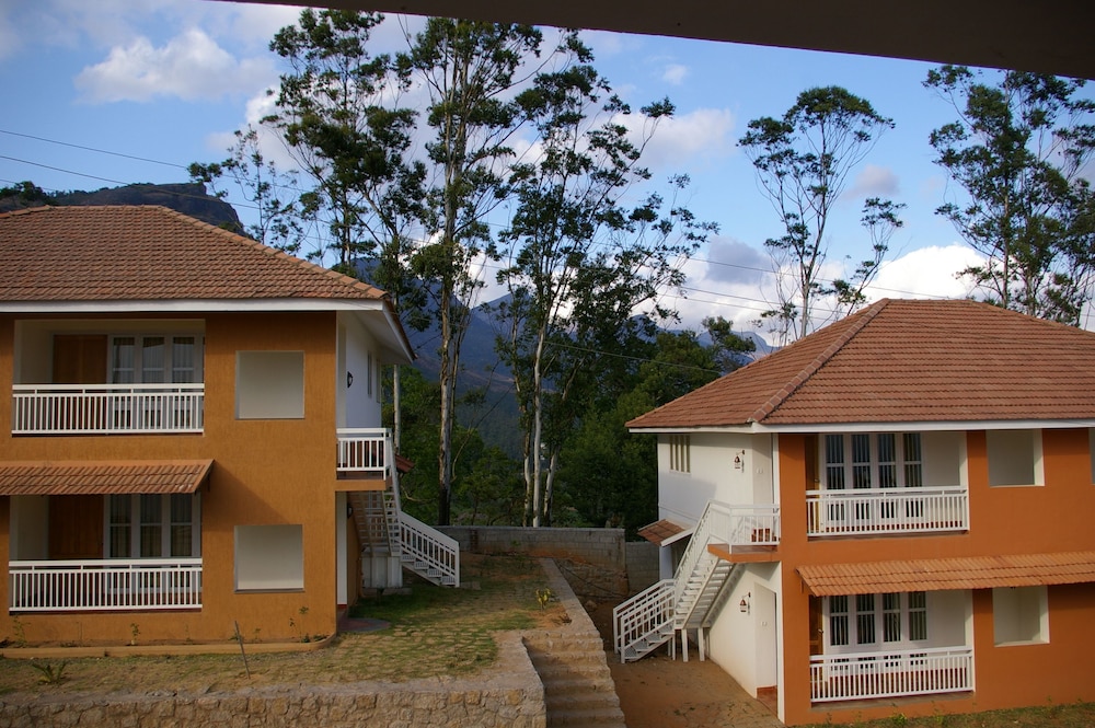Suite, Hill View photo 3