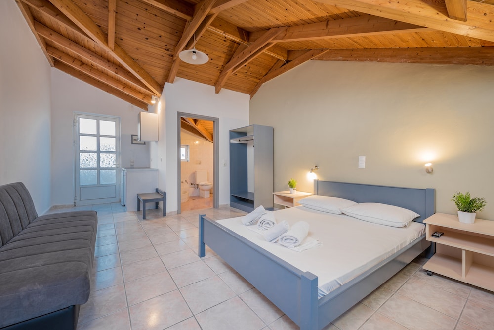 Romantic Studio, City View photo 2