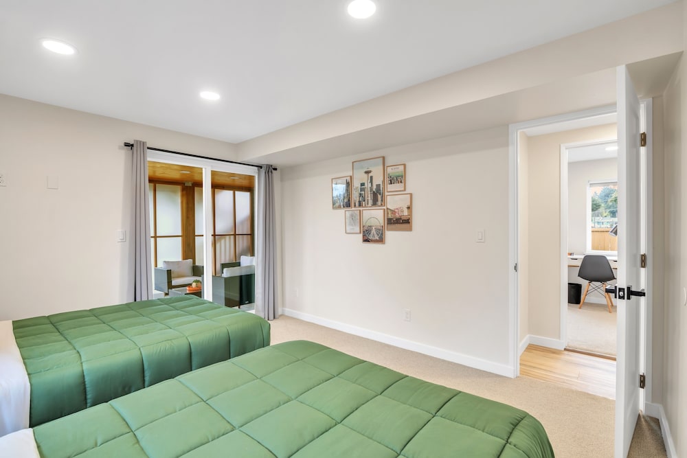 Duplex, 2 Bedrooms photo 3