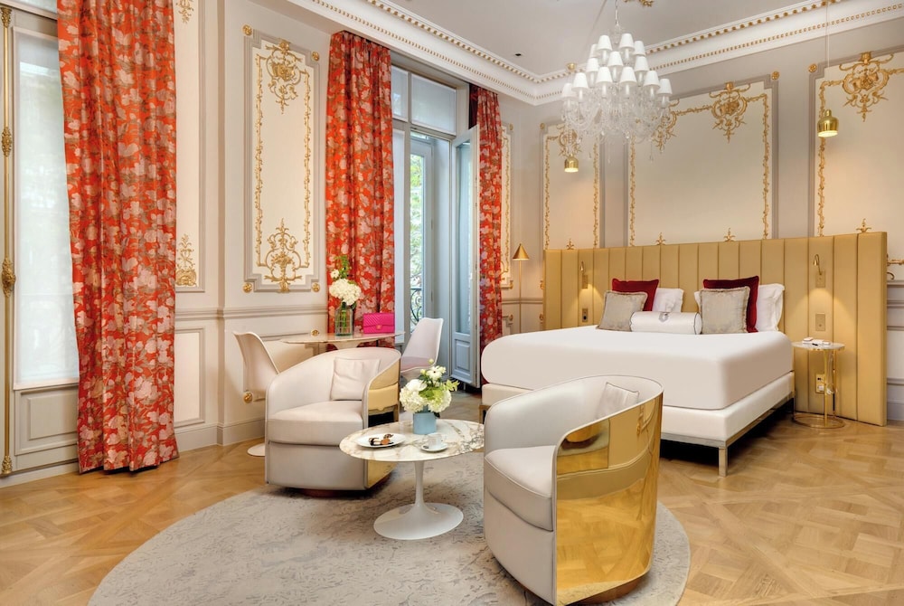 Suite (Baron Haussmann) photo 3