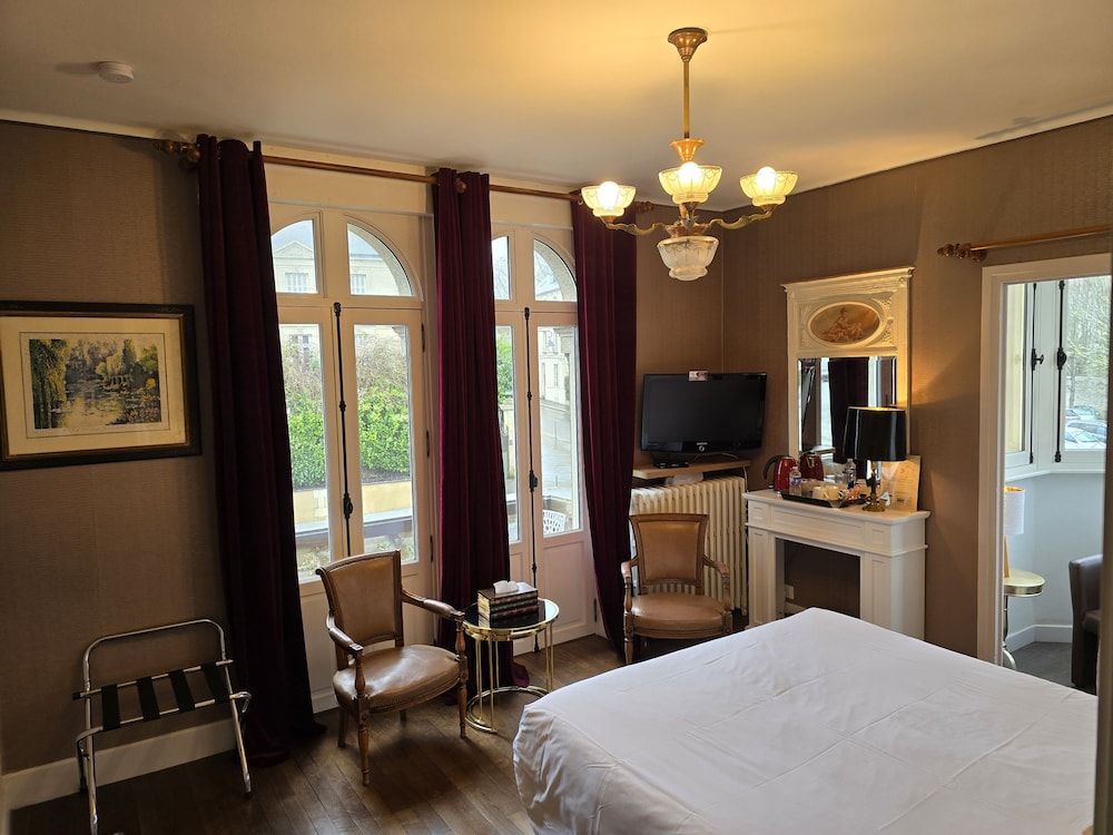 Superior Double Room (Queen Bed) photo 1
