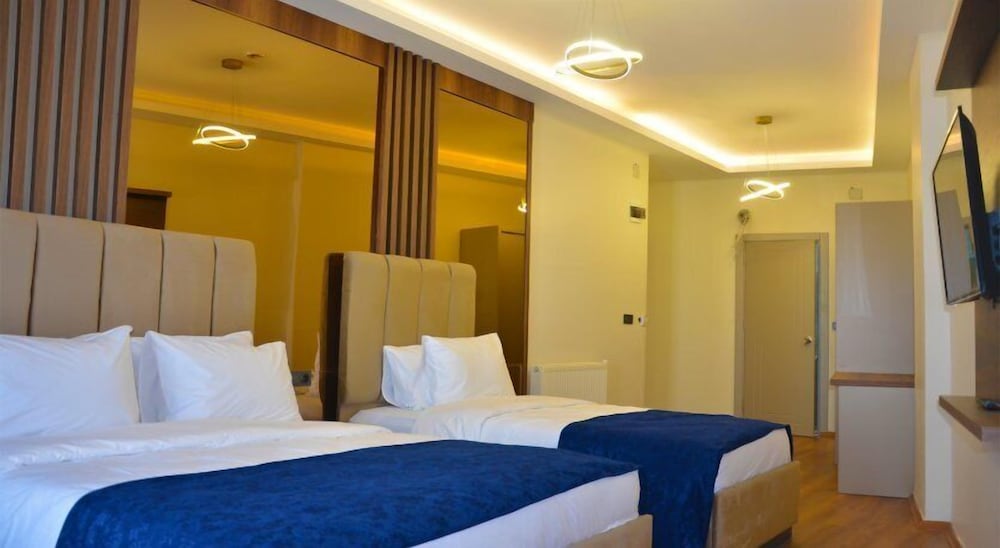 Family Double or Twin Room photo 2