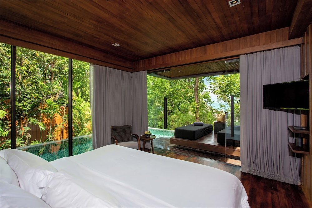 Two Bedroom Ocean View Duplex Pool Villa - Photo 3