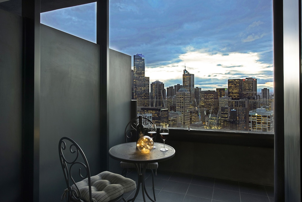 Luxury Apartment, Multiple Beds, City View photo 2
