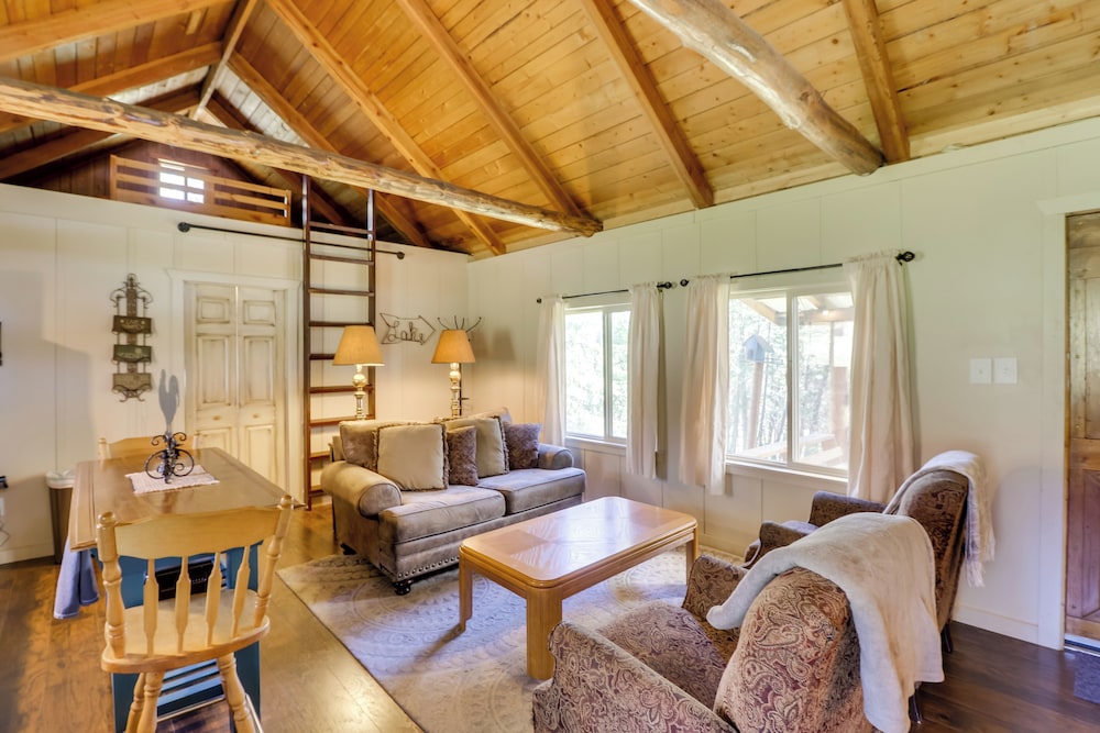 House (2 Bedrooms) photo 1