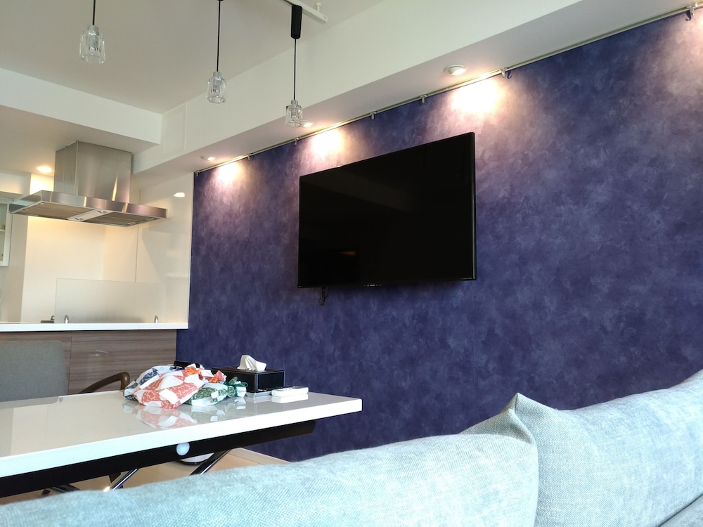 Suite Room with Comfort Couch, Non Smoking photo 3