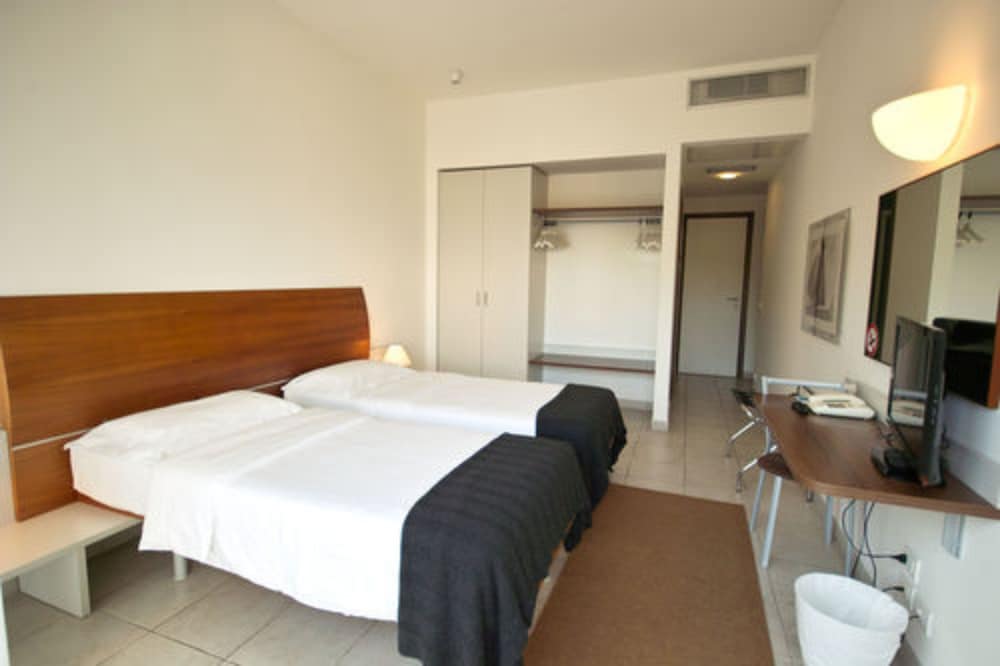 Premium Double Room, Terrace, Partial Sea View photo 2