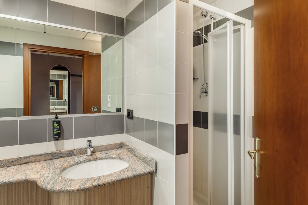 Triple Room - Photo 5