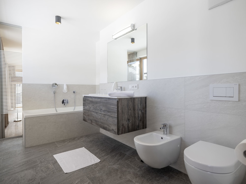 Luxury Apartment, Multiple Beds, Non Smoking photo 2