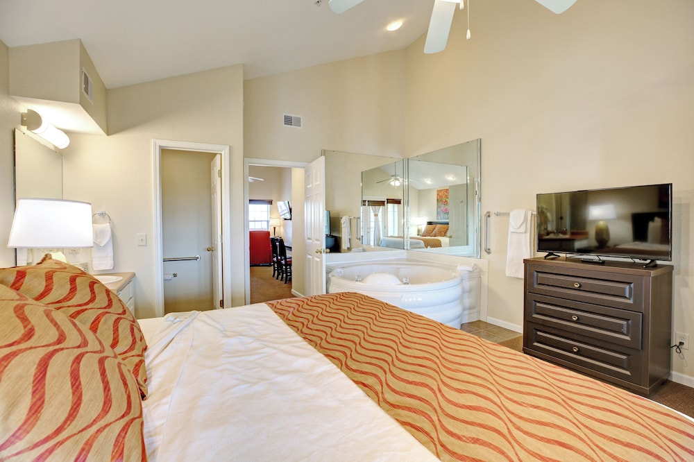 Deluxe Penthouse, 1 Bedroom, Balcony photo 3