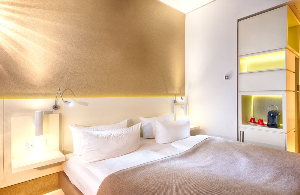 Executive Room photo 2