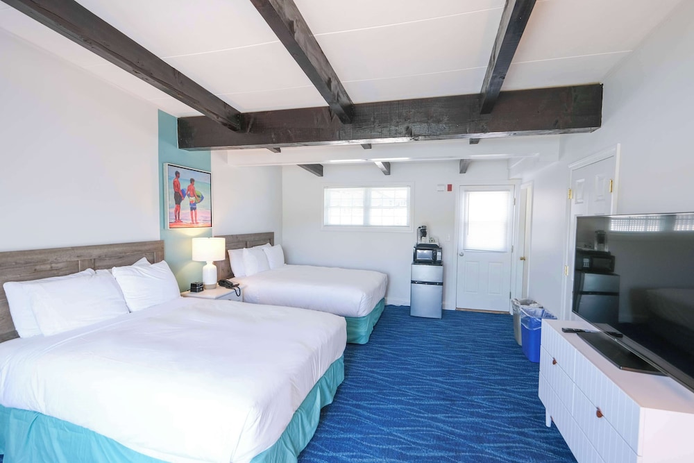 River Room Two Queen Beds photo 1
