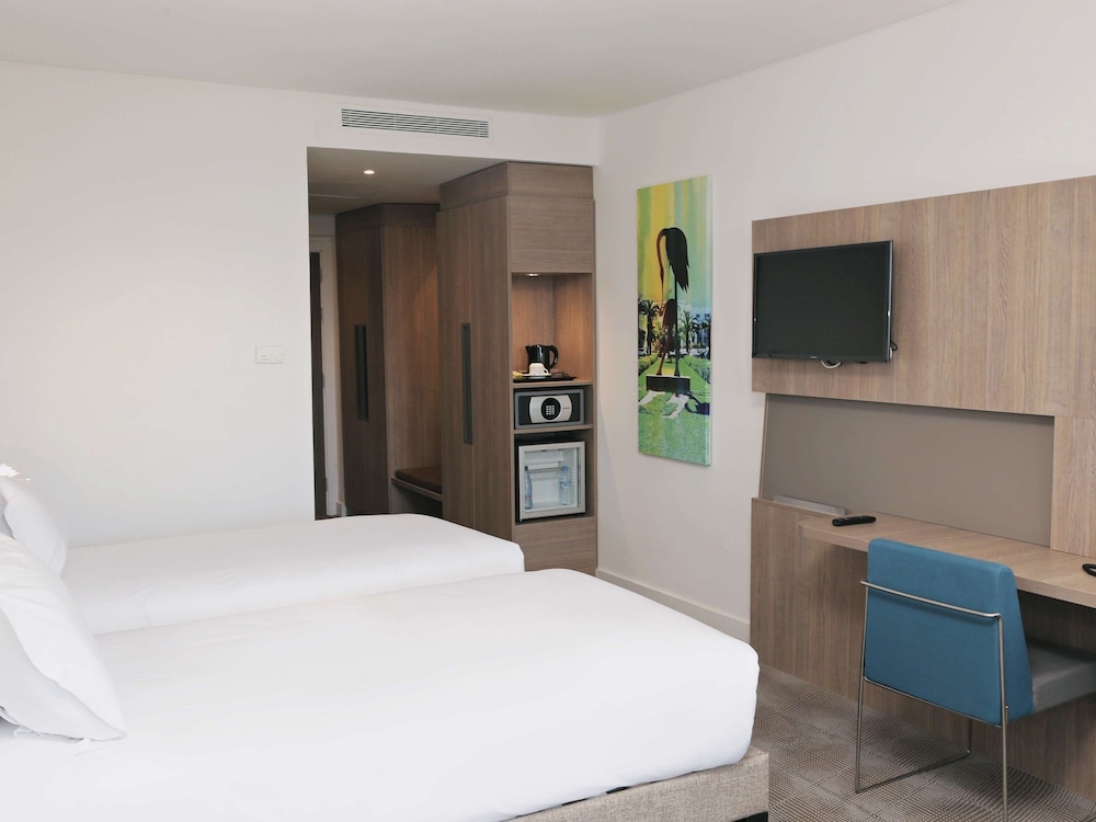 Superior Twin Room, 2 Twin Beds, Sea View (Park or Sea View) photo 2