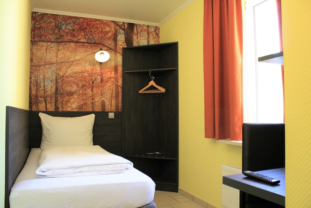Economy Single Room photo 1