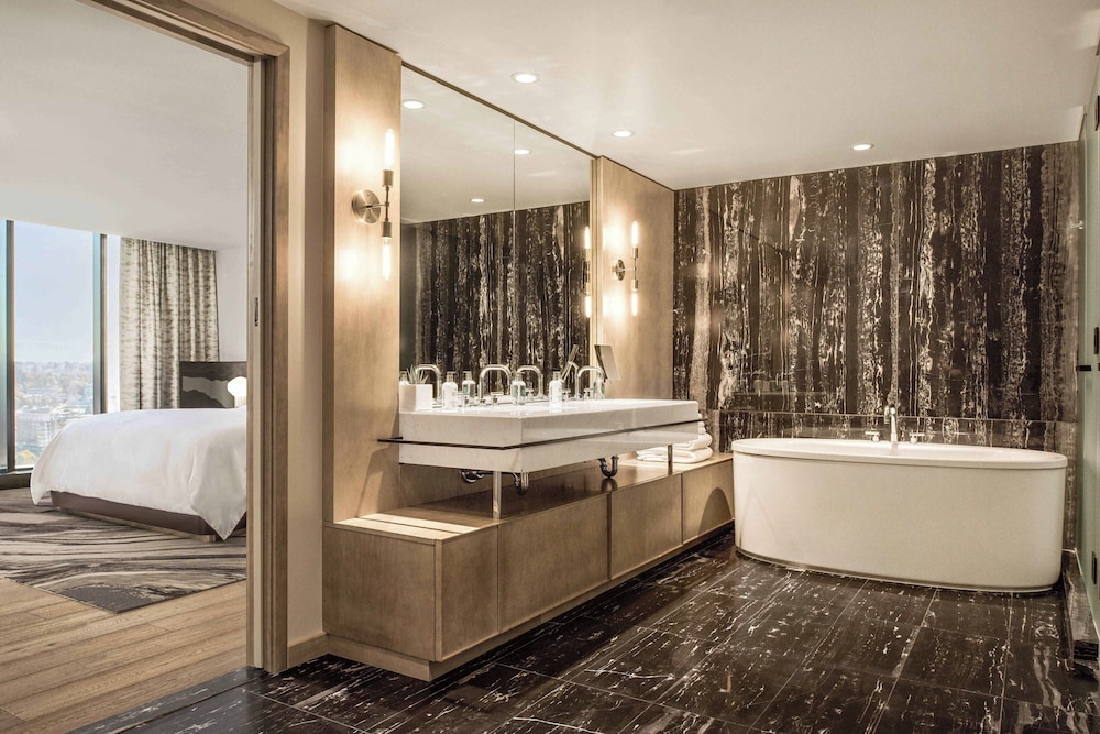 Suite, 2 Bedrooms thumbnail 5