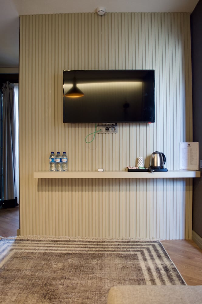 Deluxe Suite photo 3