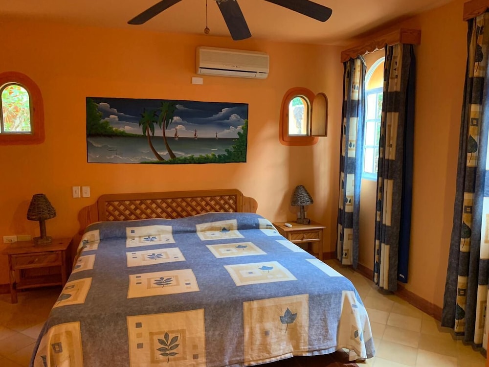 Club Villa photo 2