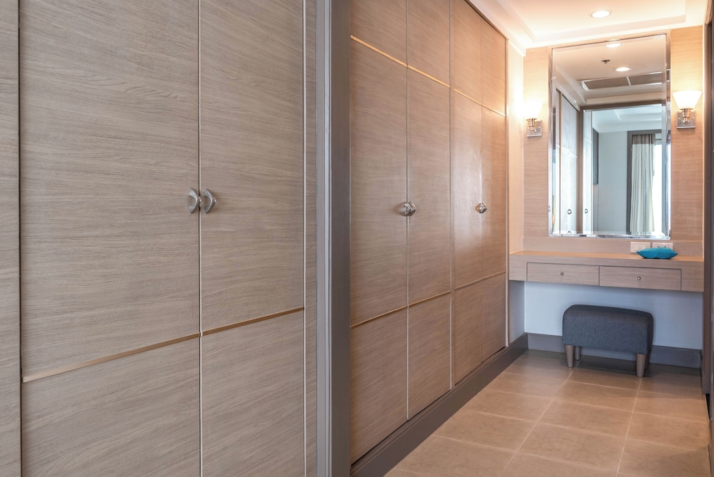 Deluxe Suite, 1 Bedroom thumbnail 6