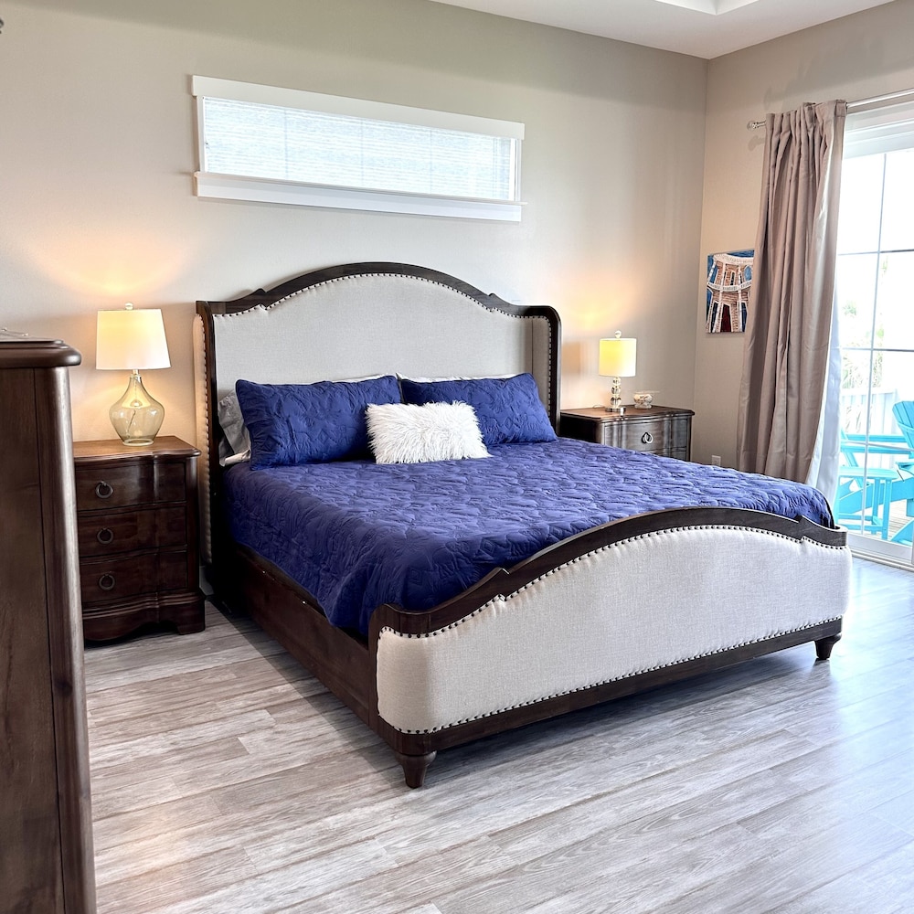 House, 5 Bedrooms photo 2