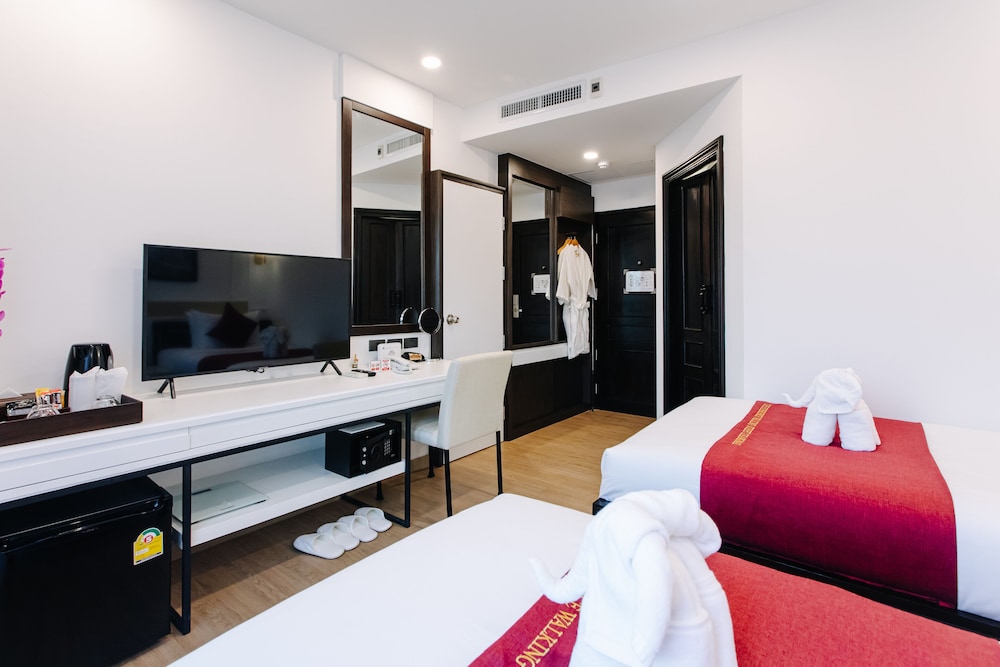 Superior Duplex - Photo 10