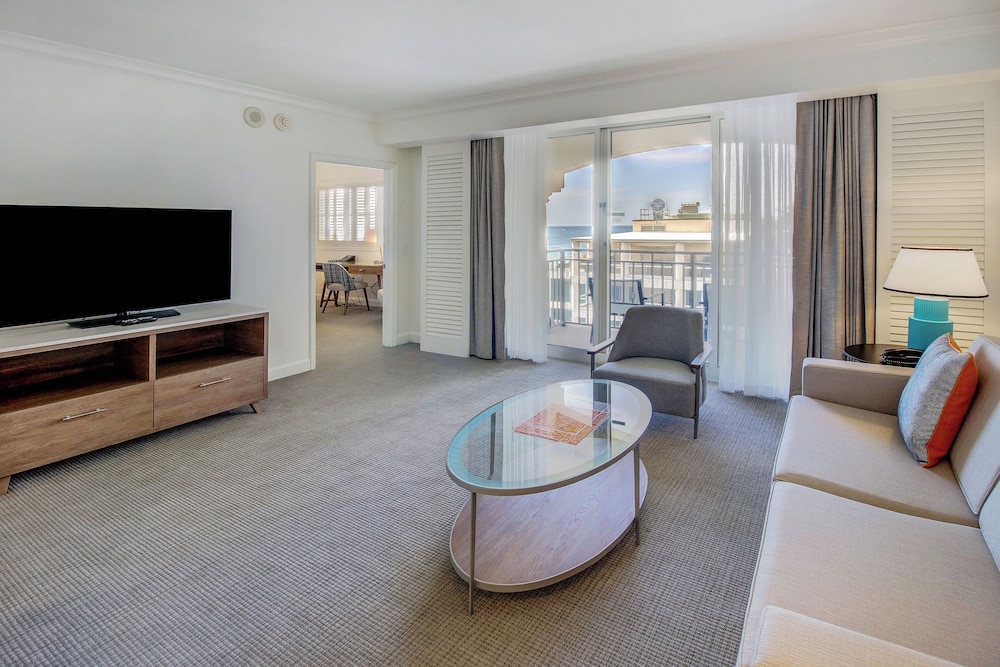 Suite, 1 King Bed with Sofa bed, Ocean View (Ocean View)