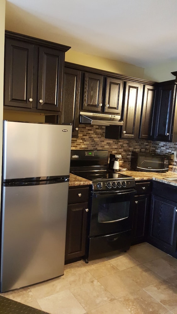 Economy Room, 2 Queen Beds, Kitchenette photo 3